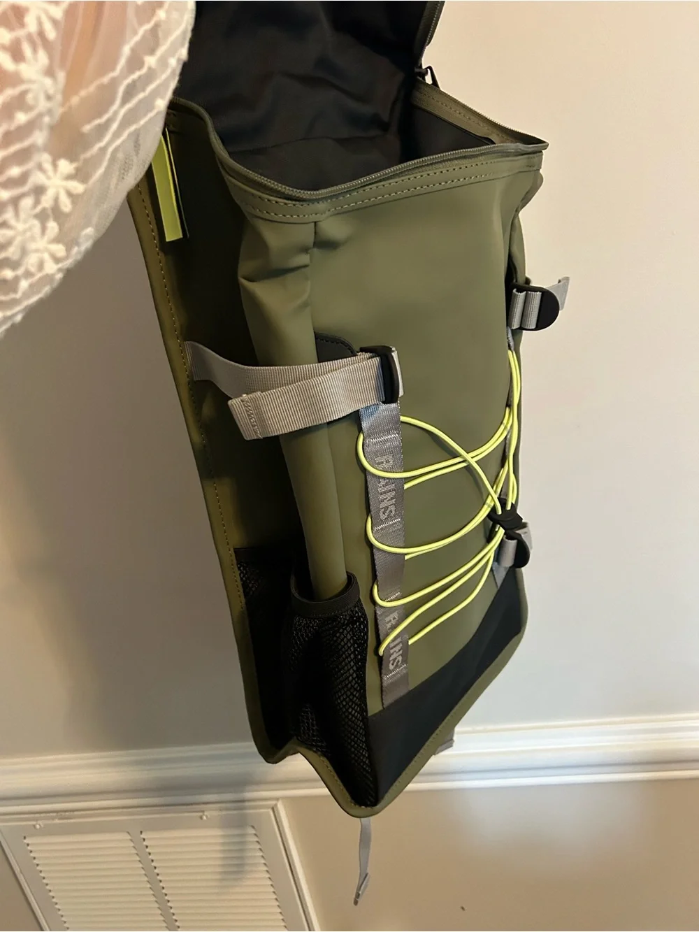 Rains Trail Mountaineer Drawstring Backpack